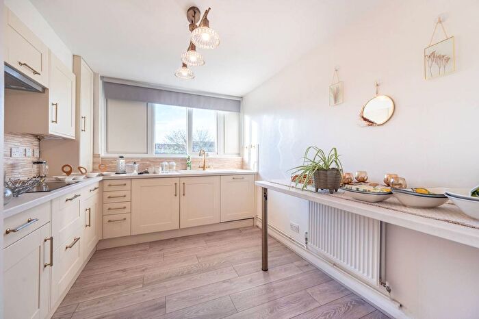 1 Bedroom Flat To Rent In Barnhill Road, Wembley Park, Wembley, HA9