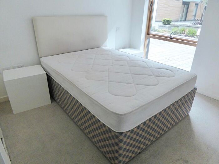 2 Bedroom Apartment To Rent In Hayward, Chatham Place, Reading, RG1