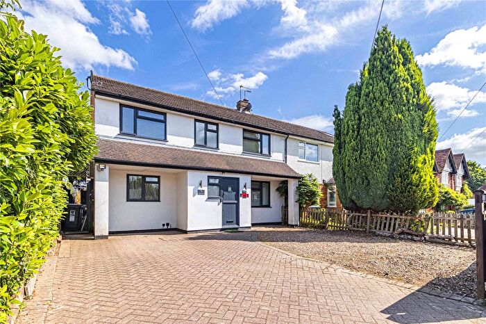 4 Bedroom Semi-Detached House For Sale In Tower Hill, Chipperfield, Kings Langley, Hertfordshire, WD4