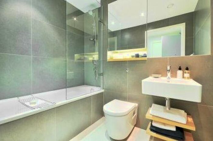 1 Bedroom Flat To Rent In Station Approach, London, UB3