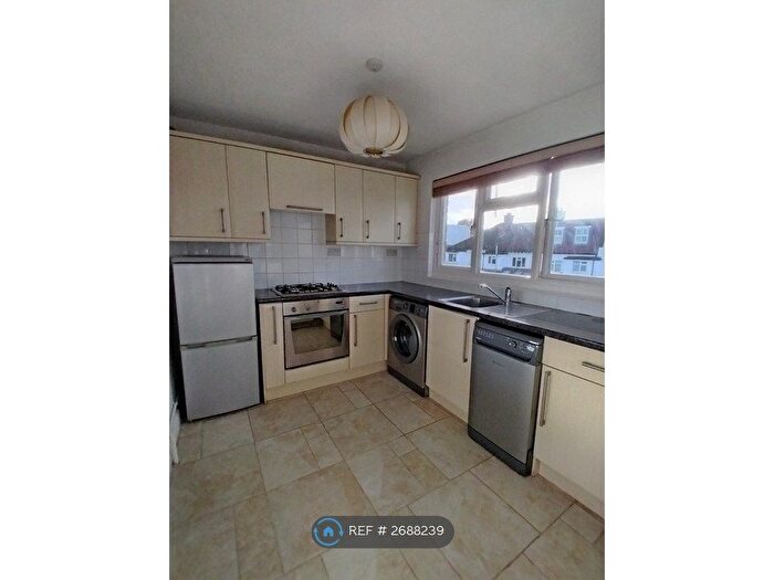 1 Bedroom Flat To Rent In Hutton Court, London, W5
