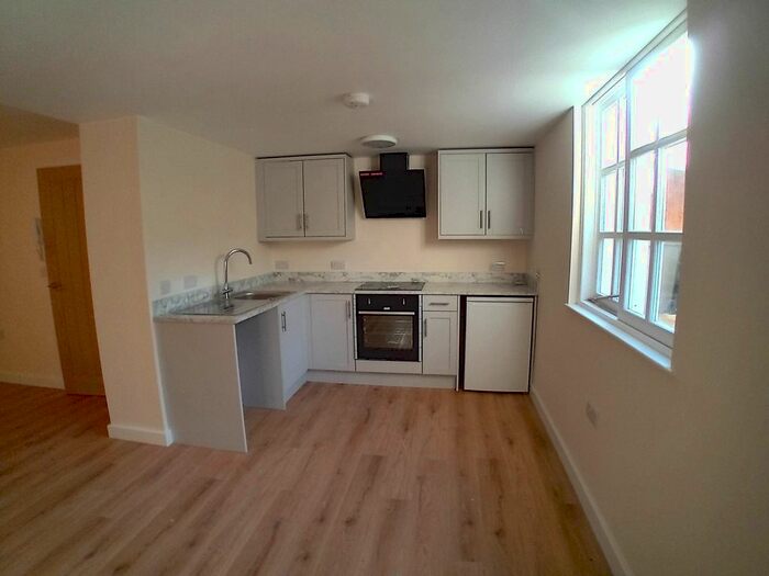 1 Bedroom Flat To Rent In Bridge Street, Horncastle, LN9