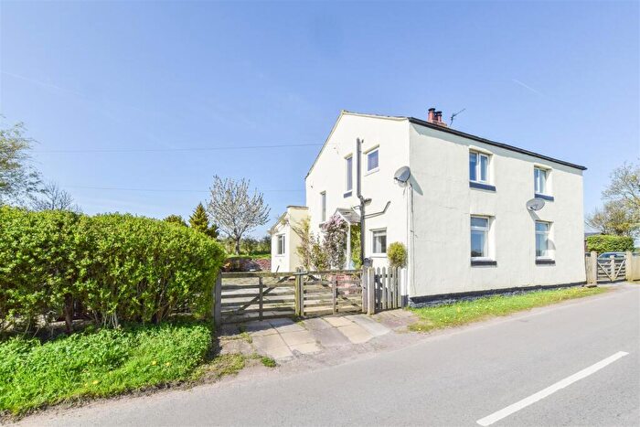 2 Bedroom Semi-Detached House To Rent In Landican Lane, Upton, Wirral, CH49