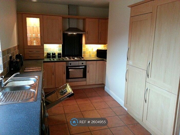 3 Bedroom Terraced House To Rent In Greenbrow Road, Manchester, M23