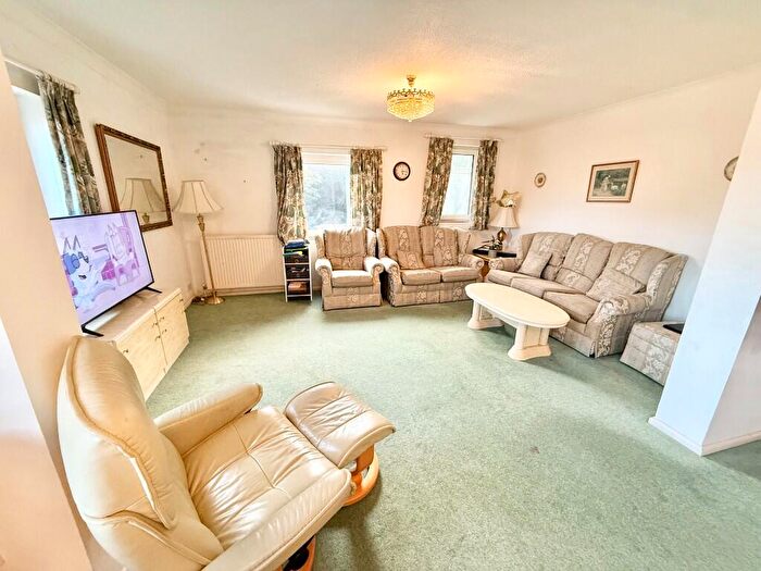 2 Bedroom Apartment To Rent In Christchurch Road, Bournemouth, Dorset, BH1