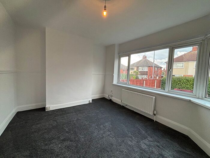 3 Bedroom Semi-Detached House To Rent In Brinsworth Hall Avenue, Brinsworth Rotherham, S65