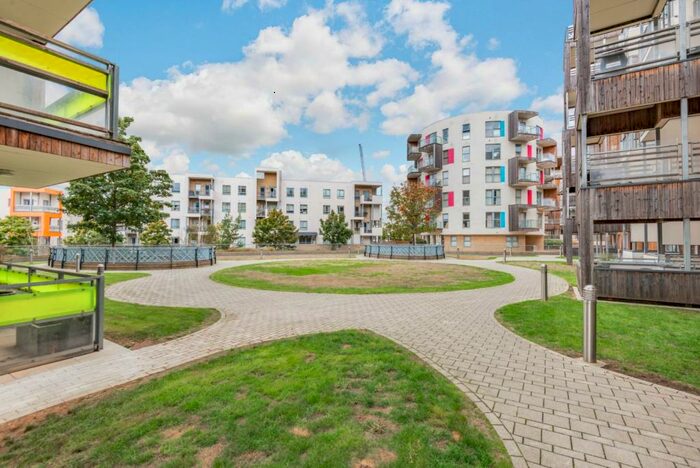 Flat To Rent In Glenalmond Avenue, Cambridge, CB2