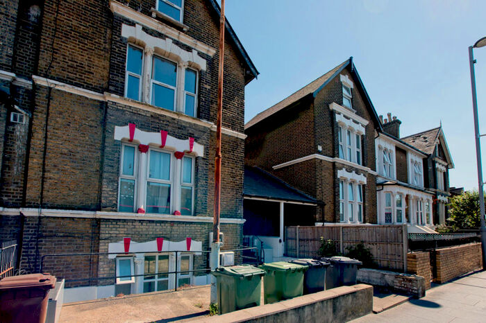 2 Bedroom Terraced House To Rent In High Road Leyton, London, E10