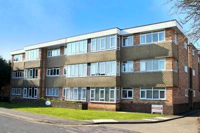 1 Bedroom Flat To Rent In Broadmark House, Ash Lane, Rustington, West Sussex, BN16