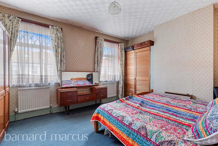 3 Bedroom Terraced House For Sale In Cecil Road, Croydon, CR0