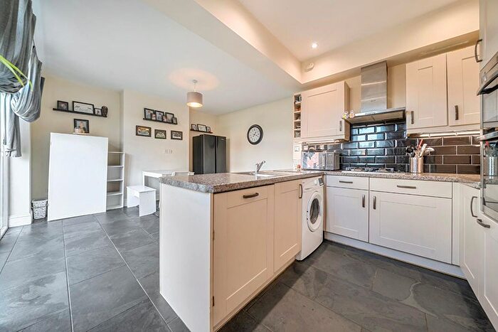 3 Bedroom Property For Sale In Mansvid Avenue, Portsmouth, PO6