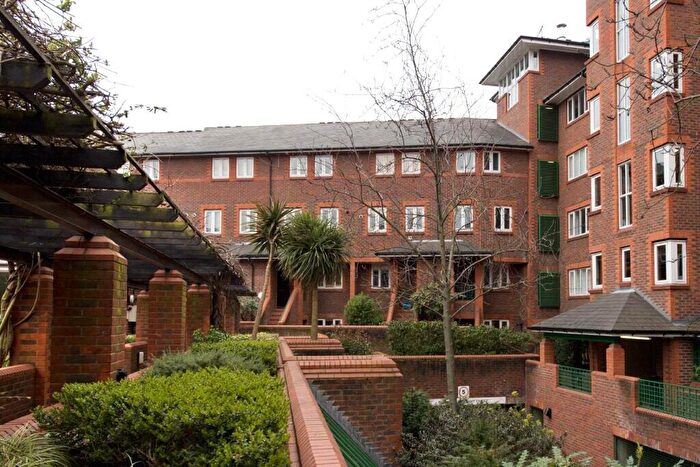 2 Bedroom Apartment To Rent In Broadley Terrace, London, NW1