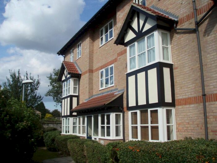 1 Bedroom Flat To Rent In Chadview Court, Chadwell Heath, Essex, RM6