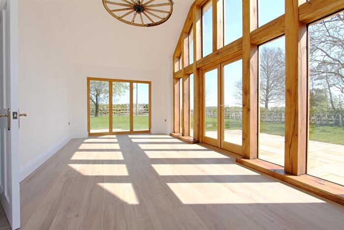 4 Bedroom Detached House For Sale In Salisbury Road, Palestine, Andover, SP11