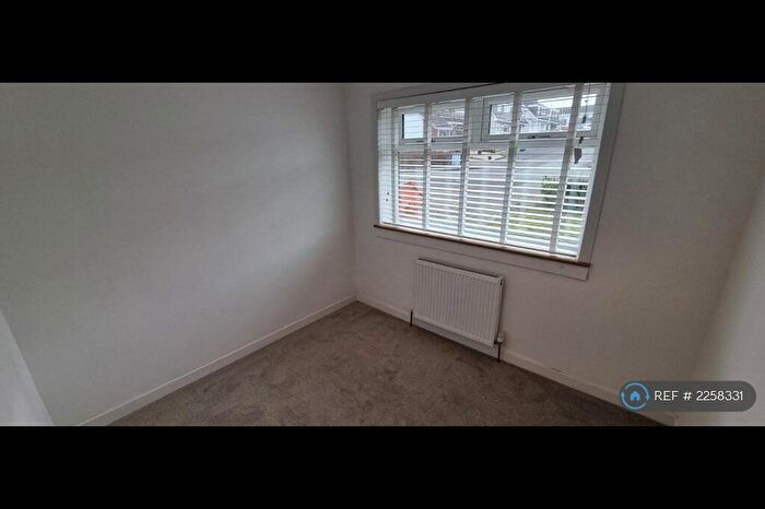 4 Bedroom Semi-Detached House To Rent In Westmuir Road, West Calder, EH55