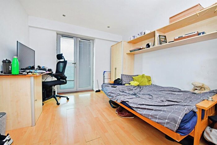 Studio For Sale In Regent Street, Plymouth, PL4