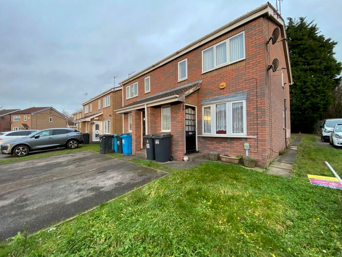 1 Bedroom Flat To Rent In Bannister Drive, Hull, HU9