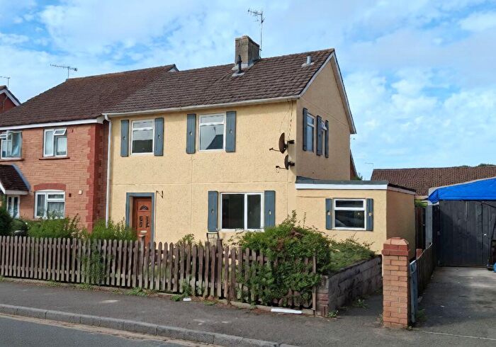 3 Bedroom Semi Detached House For Sale In Hobart Road, Weston-super-Mare, Avon, BS23