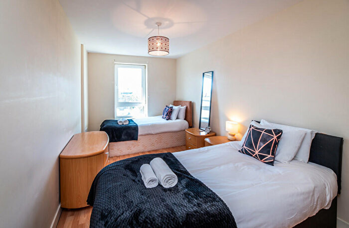 2 Bedroom Apartment To Rent In Waterfront Plaza, Nottingham, NG2