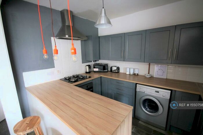 5 Bedroom Terraced House To Rent In Gainsborough Road, Liverpool, L15