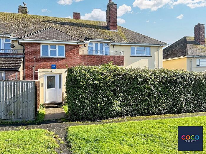 2 Bedroom Flat For Sale In Tollerdown Road, Weymouth, DT4