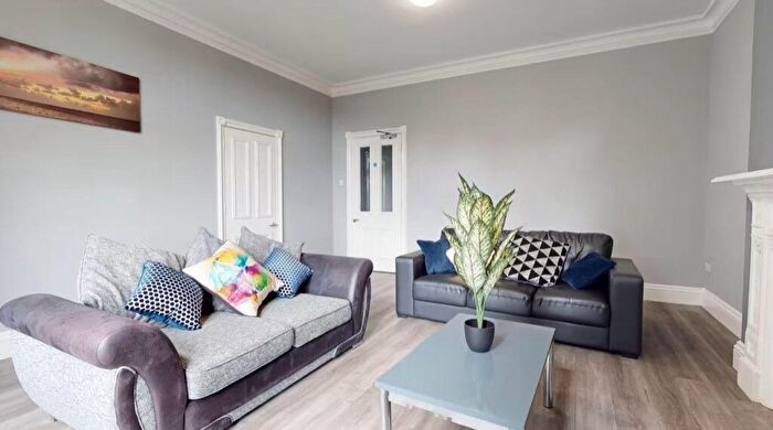 4 Bedroom Flat To Rent In Flat, Whitefield House, Plymouth, PL4