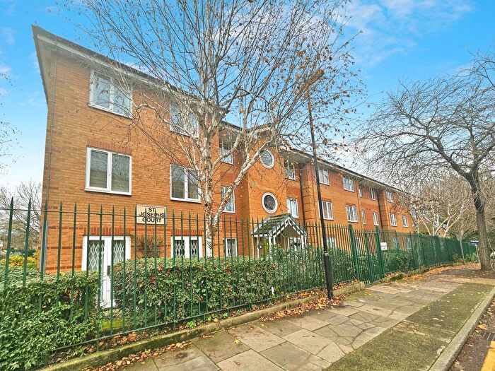 1 Bedroom Property For Sale In St. Josephs Court, Bramhope Lane, London, SE7