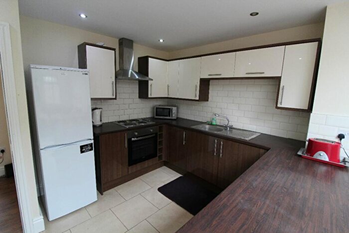 4 Bedroom Terraced House To Rent In Henderson Street, Preston, Lancashire, PR1