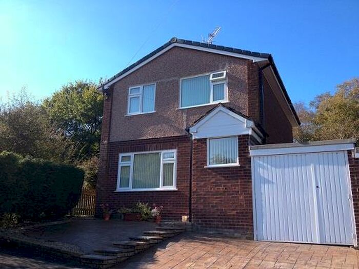 3 Bedroom Link Detached House To Rent In Bryn Eithin, Gwernymynydd, Mold, CH7