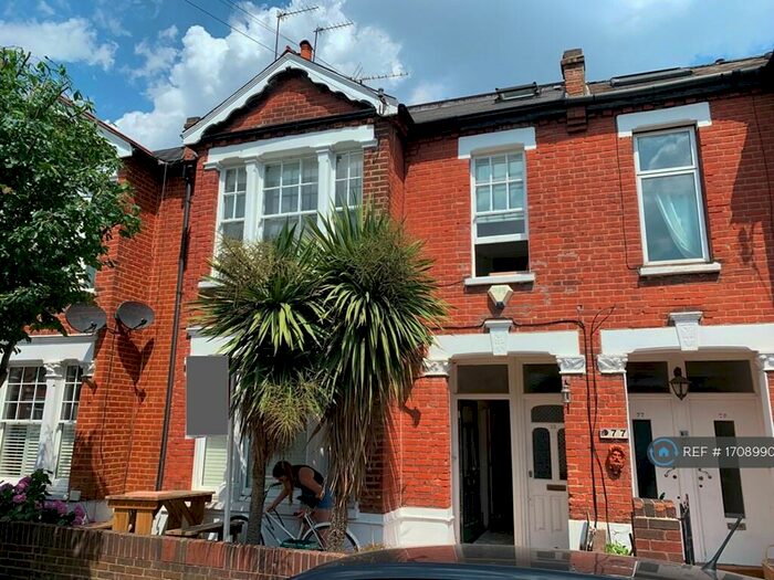 3 Bedroom Flat To Rent In Lyric Rd, London, SW13