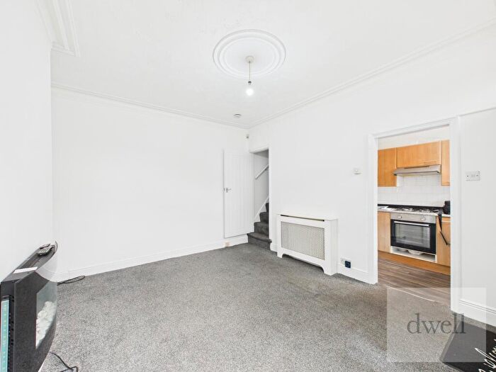 2 Bedroom Terraced House To Rent In Paisley Road, Armley, Leeds, LS12