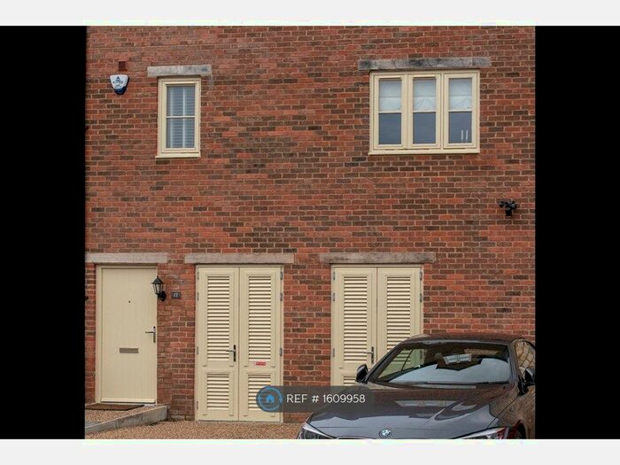 2 Bedroom Terraced House To Rent In Longwall, Brackley, NN13