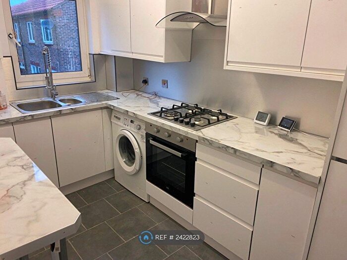 1 Bedroom Maisonette To Rent In Naylor Grove, Enfield, EN3