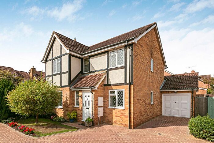 4 Bedroom Detached House For Sale In Sykes Drive, Staines-Upon-Thames, Surrey, TW18