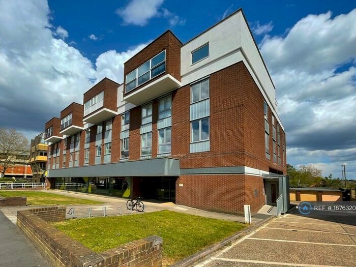 2 Bedroom Flat To Rent In Crosby House, Bromley, BR1