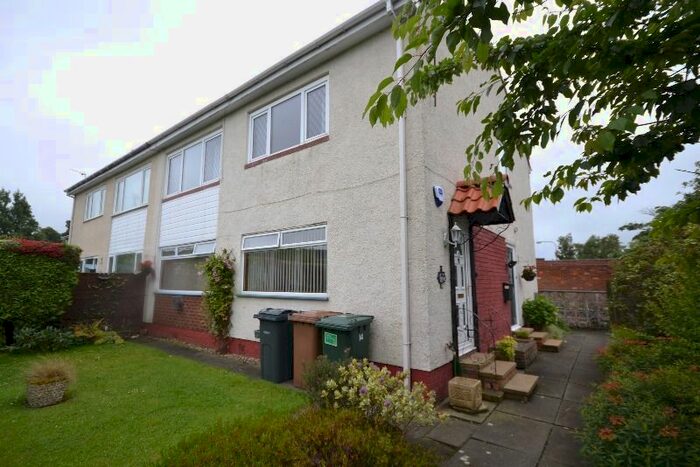 2 Bedroom Flat To Rent In Mansfield Road, Balerno, Edinburgh, EH14