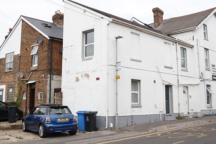 1 Bedroom Semi-Detached House To Rent In Salisbury Road, Poole, BH14