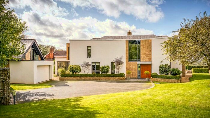 5 Bedroom Detached House For Sale In The Common, Quarndon, Derby, Derbyshire, DE22