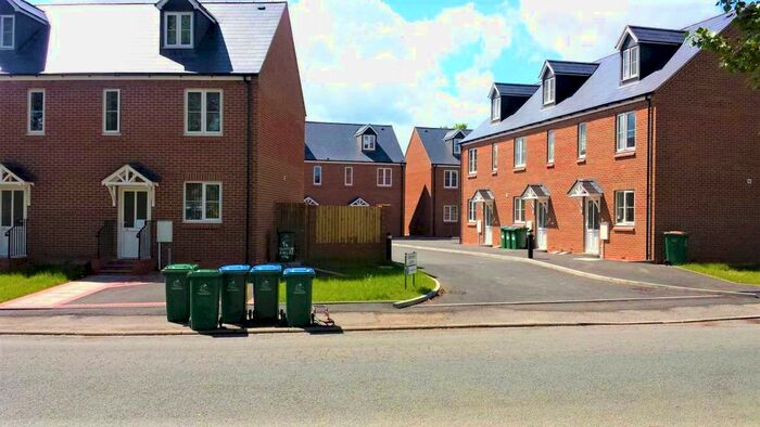 4 Bedroom End Of Terrace House To Rent In Templars' Fields, Coventry, CV4