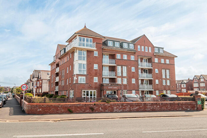 1 Bedroom Apartment For Sale In South Promenade, Lytham St. Annes, FY8