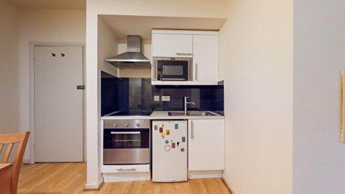 Studio To Rent In Ash Grove, NW2