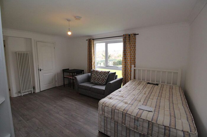 1 Bedroom Flat To Rent In Shurland Avenue, Barnet, EN4