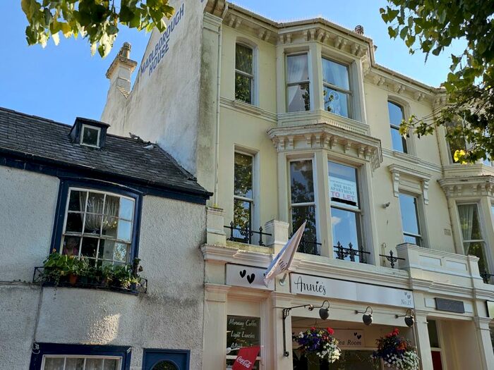 1 Bedroom Flat To Rent In Brunswick Place, Dawlish, EX7