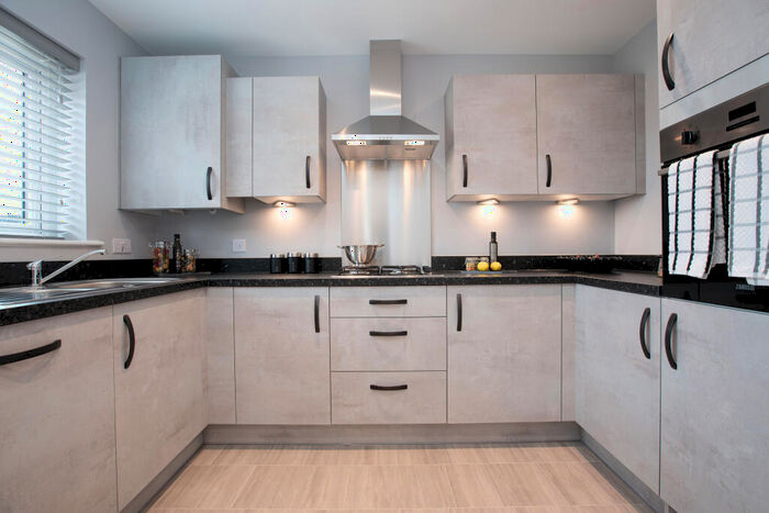 3 Bedroom Semi-Detached House For Sale In Bristol, BS10