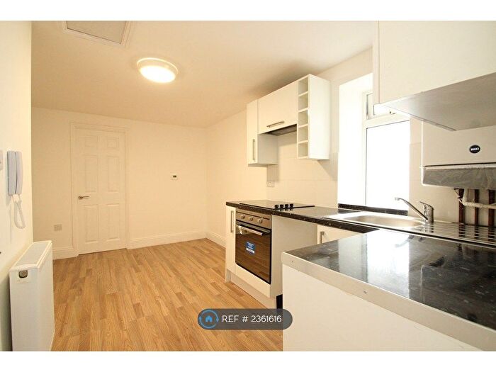 1 Bedroom Flat To Rent In North Road East, Plymouth, PL4