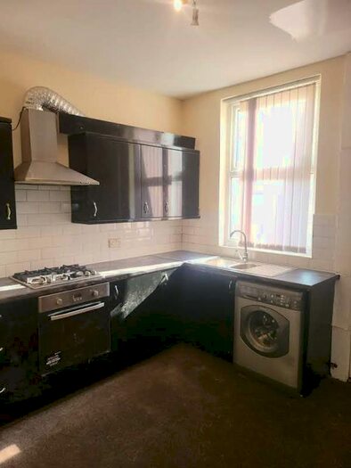 2 Bedroom Terraced House To Rent In Highfield Road, Salford, M6