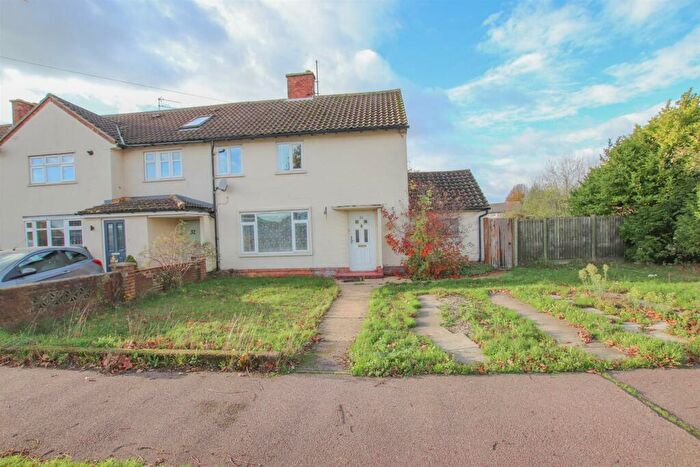 3 Bedroom End Of Terrace House To Rent In Gloucester Avenue, Colchester, CO2