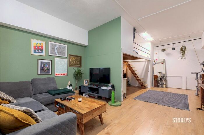 Studio To Rent In Triangle Road, London Fields, Hackney, E8 - Photo 3
