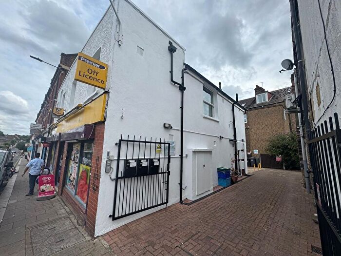 2 Bedroom Terraced House For Sale In Sunnyhill Road, London, SW16