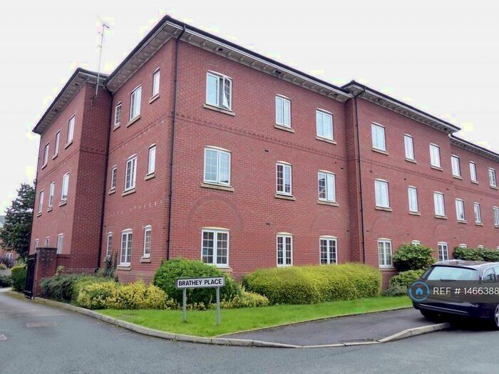 2 Bedroom Flat To Rent In Brathey Place, Radcliffe, Manchester, M26